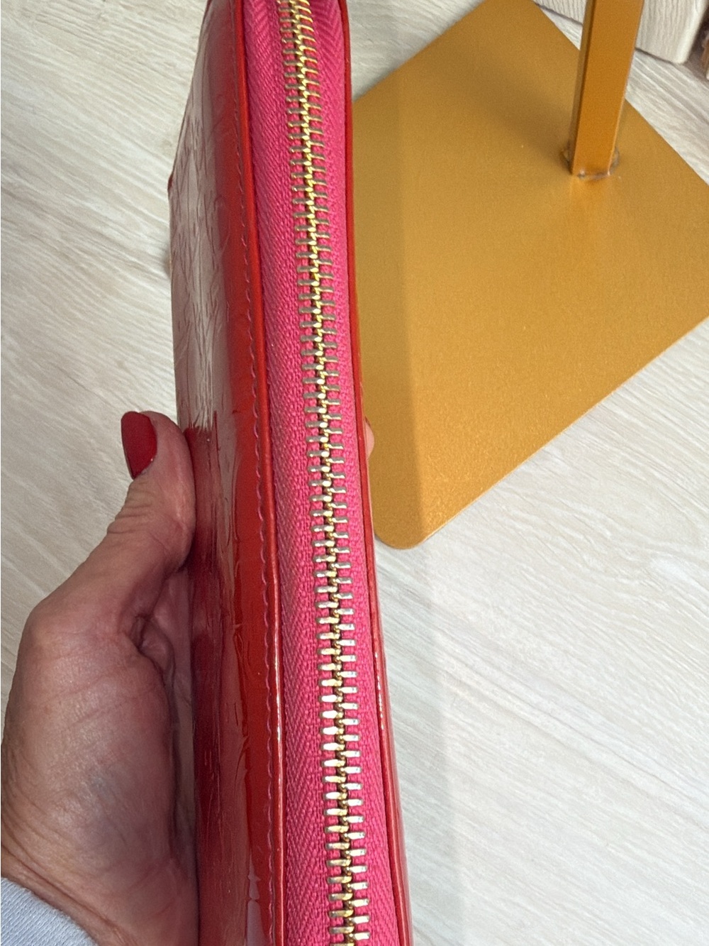 Vintage Christian Dior Ultimate Voyageur Red Patent Leather Diorissimo Zip Aroun - Picture 9 of 11